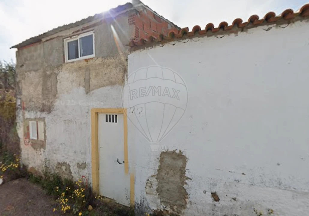 Moradia T2 para Venda em Vila de Rei Foto 3