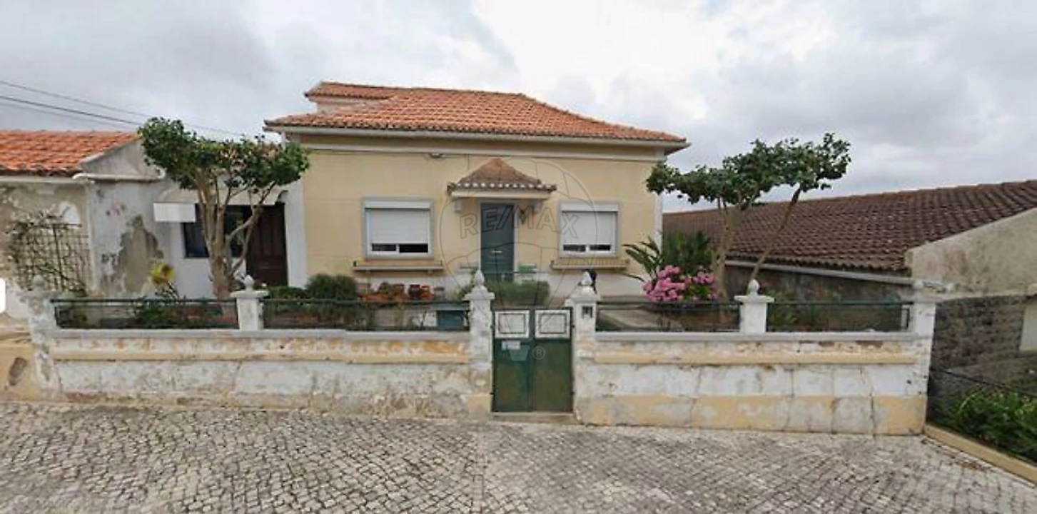 Moradia T3 para Venda em Lamas e Cercal Foto 3