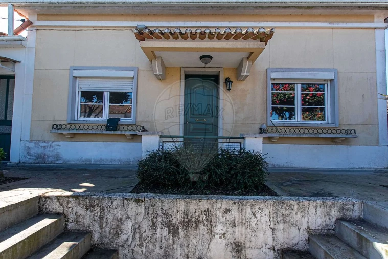 Moradia T3 para Venda em Lamas e Cercal Foto 9