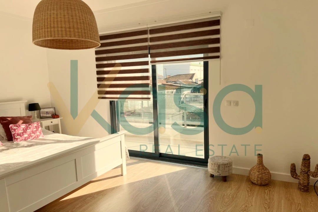 Moradia T4 para Venda em Santo Antonio da Charneca Foto 16