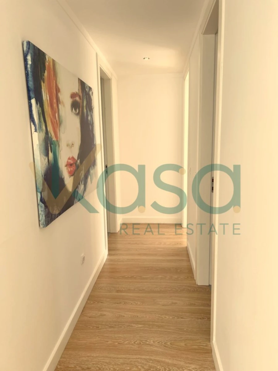 Moradia T4 para Venda em Santo Antonio da Charneca Foto 12