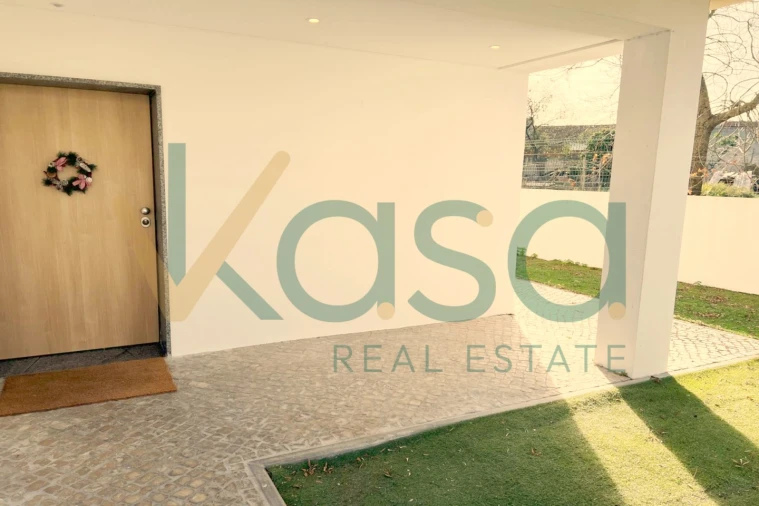 Moradia T4 para Venda em Santo Antonio da Charneca Foto 18