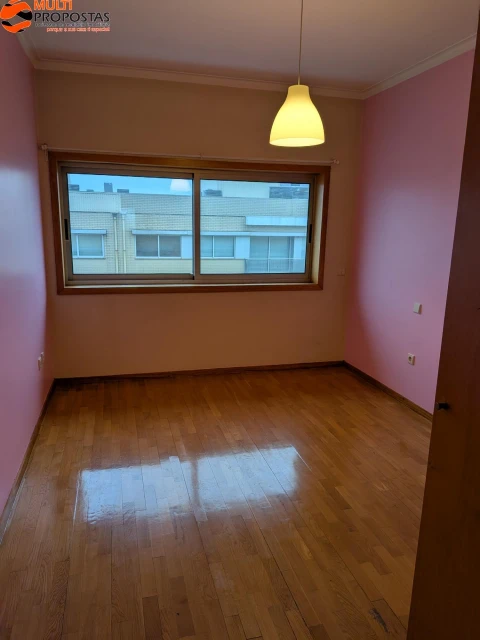 Apartamento T2 para Venda em São Vicente (Braga)