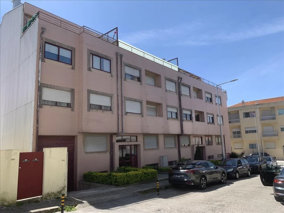 Apartamento T3 para Venda em São Martinho do Porto Foto 11