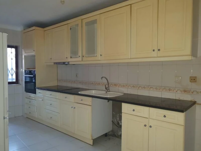 Apartamento T3 para Venda em São Martinho do Porto Foto 7