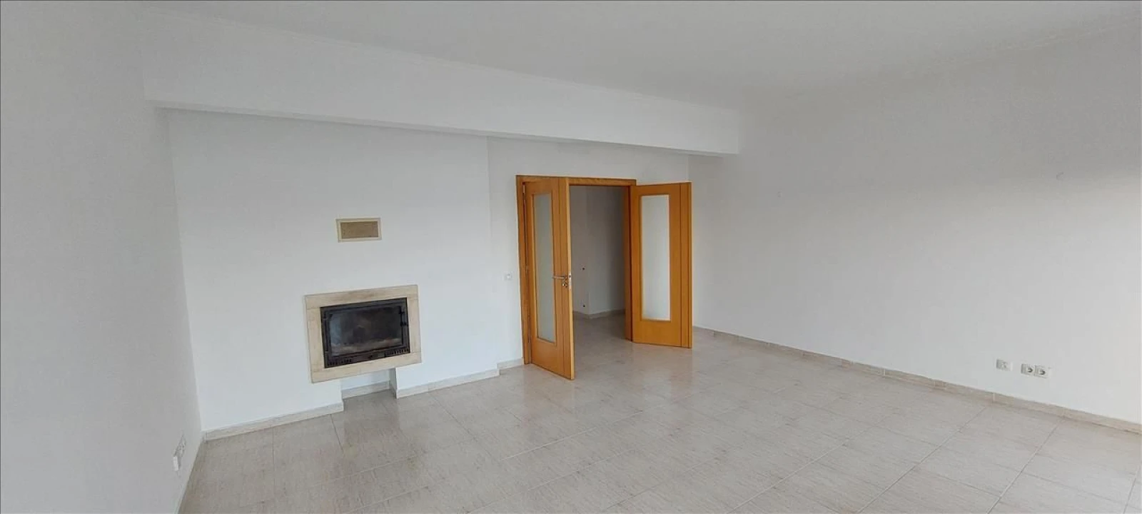 Apartamento T2 para Venda em Azambuja Foto 2