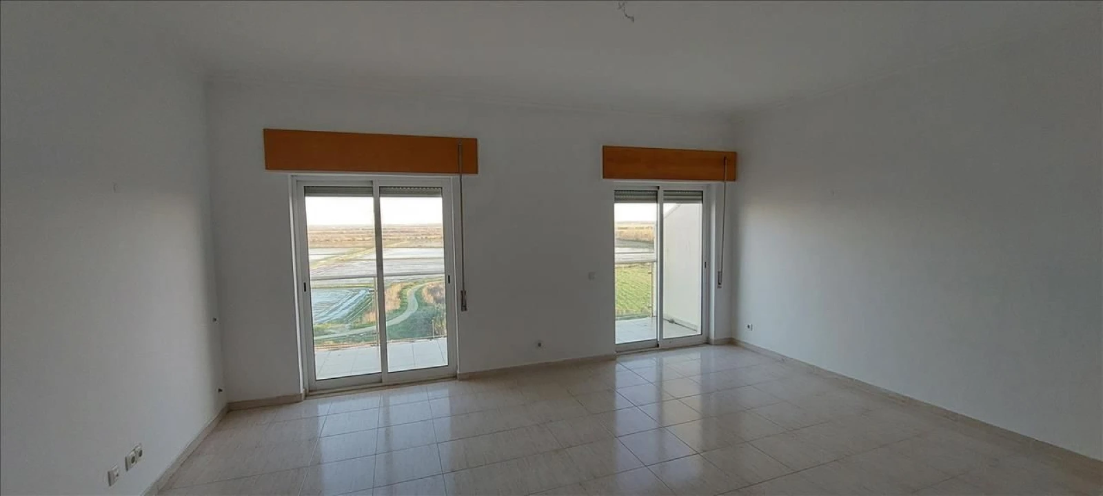 Apartamento T2 para Venda em Azambuja Foto 3