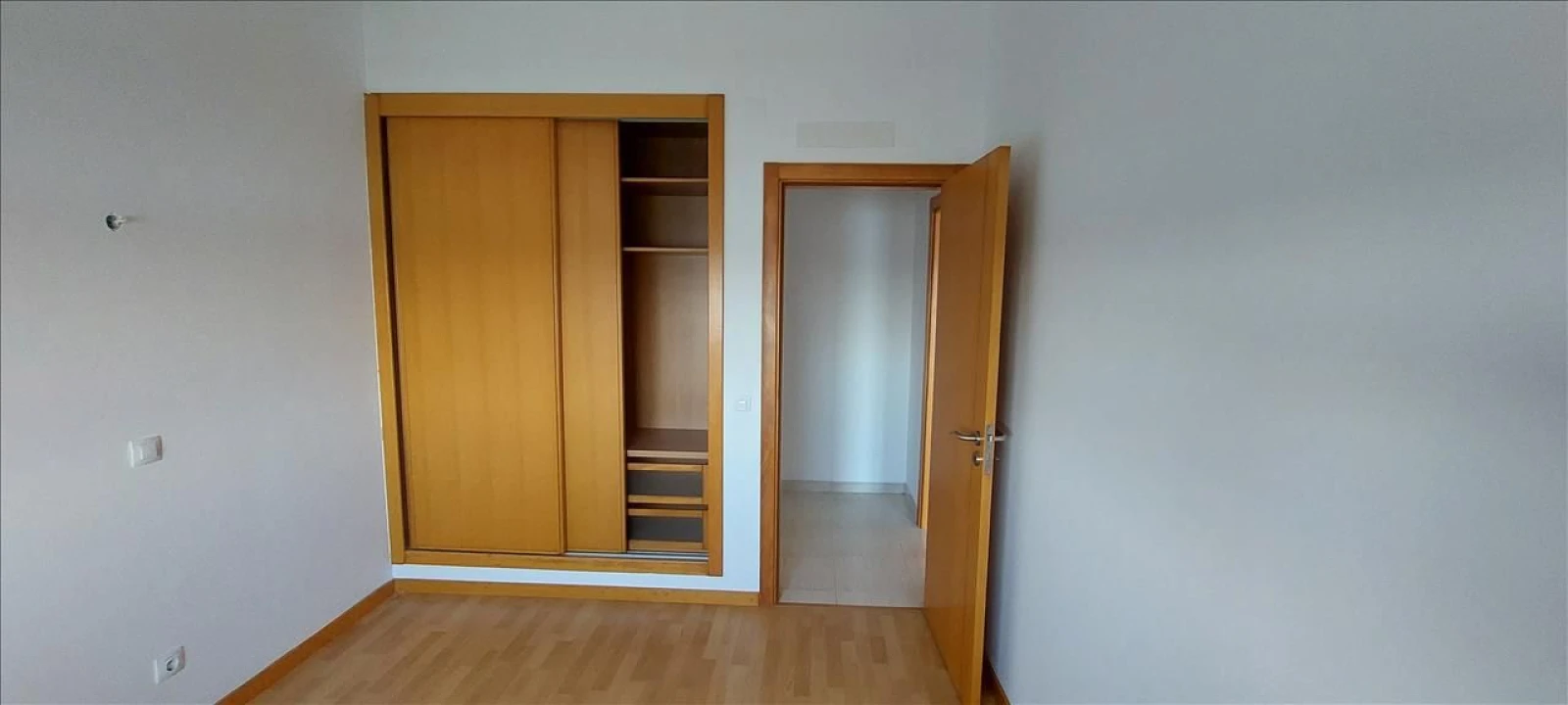 Apartamento T2 para Venda em Azambuja Foto 9