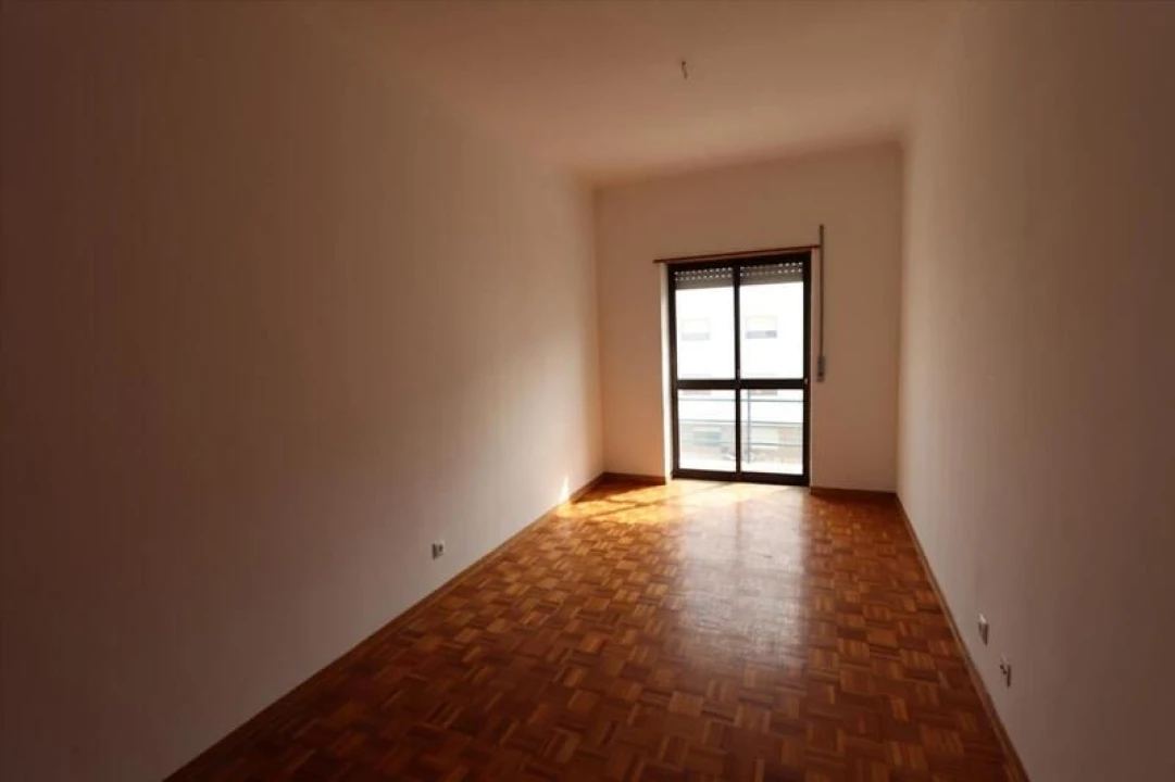 Apartamento T2 para Venda em Seixal, Arrentela e Aldeia de Paio Pires Foto 9
