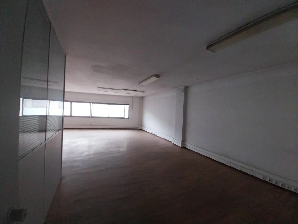 Escritório para Venda em Leiria, Pousos, Barreira e Cortes Foto 7