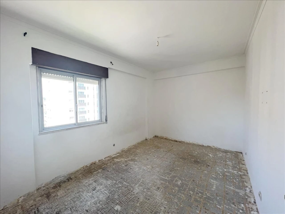 Apartamento T3 para Venda em Carregado e Cadafais Foto 14