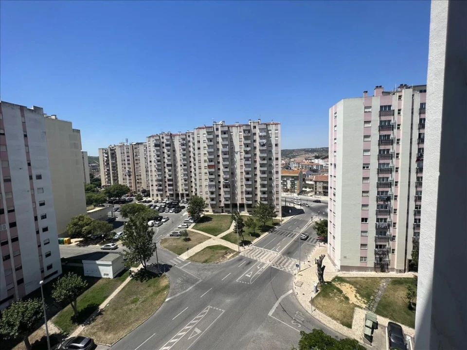 Apartamento T3 para Venda em Carregado e Cadafais Foto 19