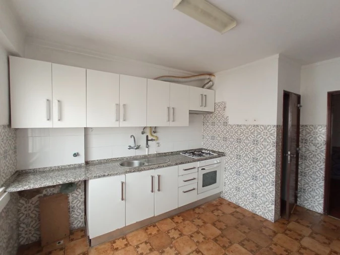Apartamento T3 para Venda em Carregado e Cadafais Foto 6