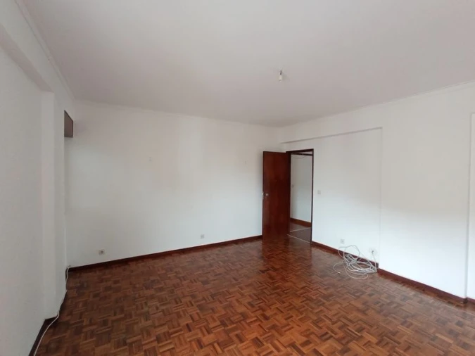 Apartamento T3 para Venda em Carregado e Cadafais Foto 7