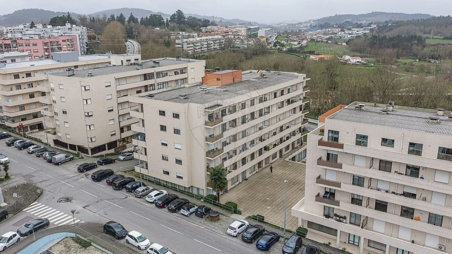 Apartamento T3 para Venda em Fermentões Foto 8