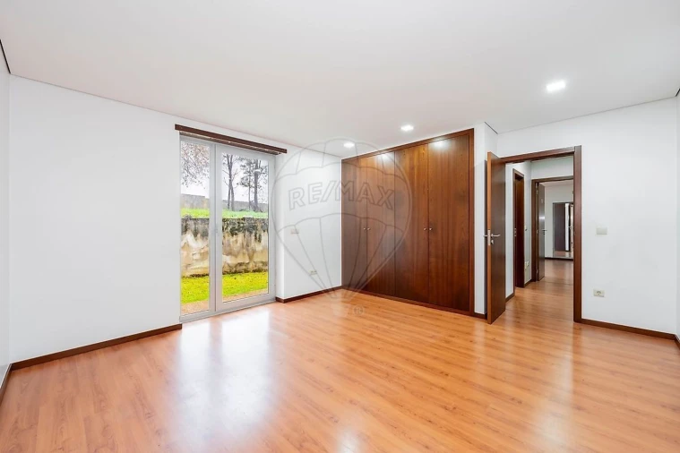 Apartamento T3 para Venda em Alvelos Foto 21