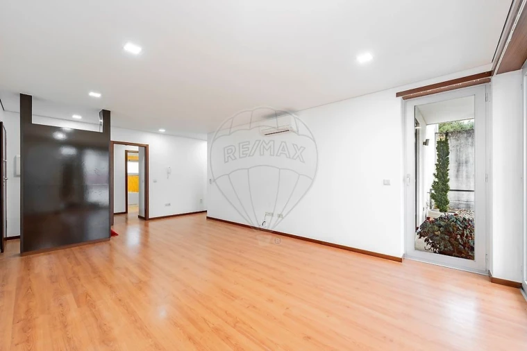 Apartamento T3 para Venda em Alvelos Foto 25