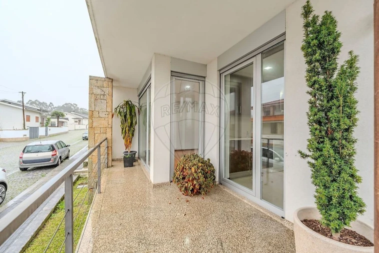 Apartamento T3 para Venda em Alvelos Foto 6