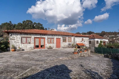 Moradia T4 para Venda em Ribeiros
