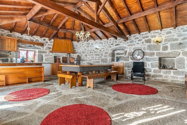 Moradia T4 para Venda em Ribeiros