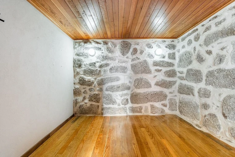 Moradia T4 para Venda em Ribeiros Foto 24