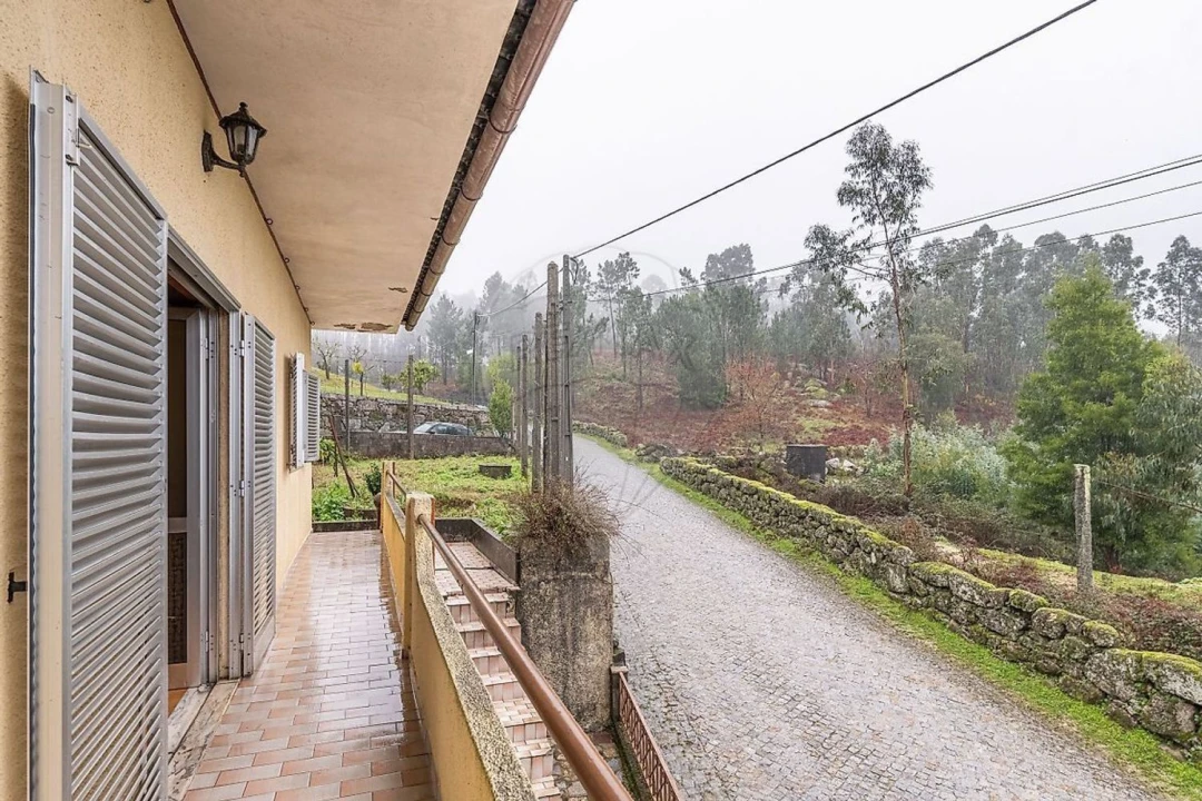 Moradia T6 para Venda em Travassos Foto 27