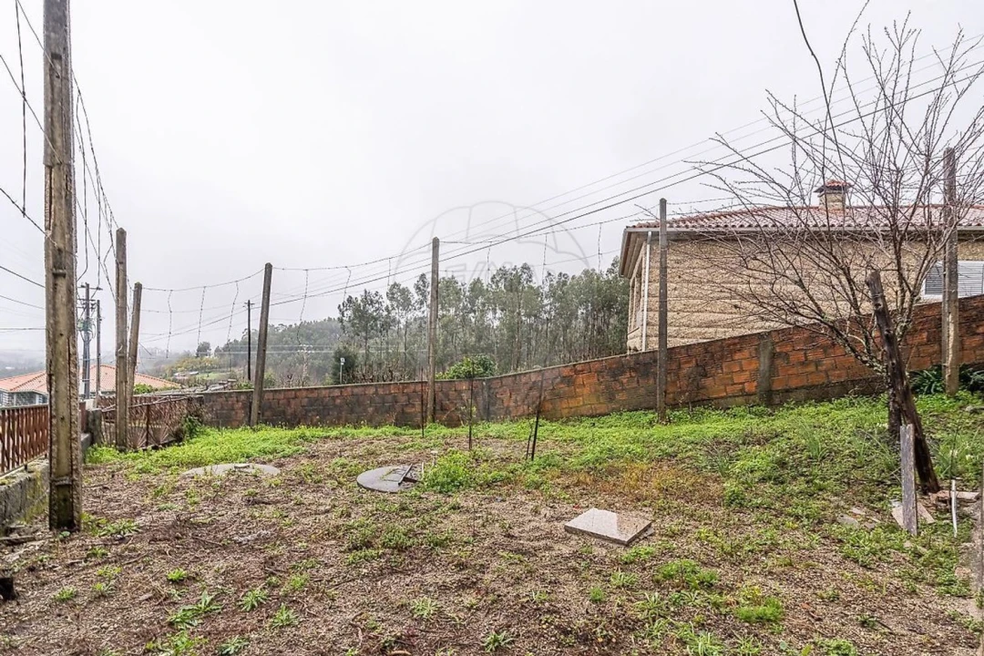 Moradia T6 para Venda em Travassos Foto 5