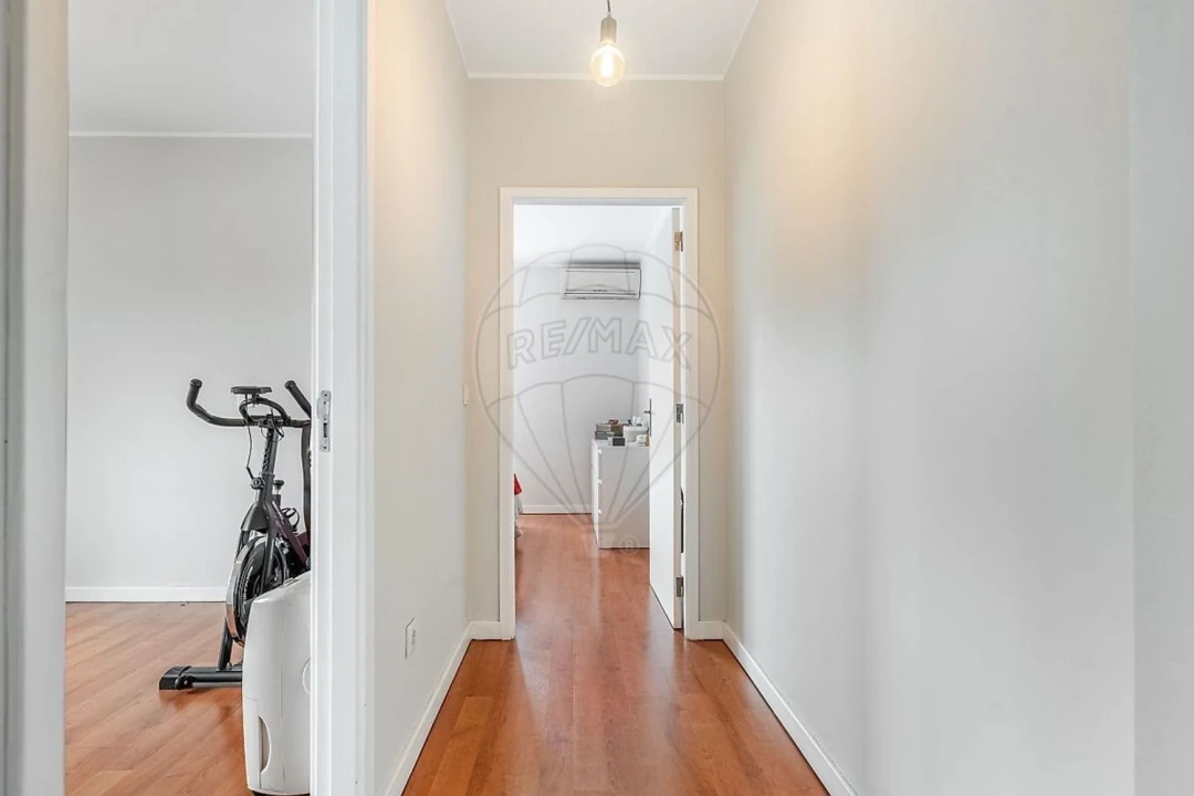 Apartamento T2 para Venda em Lago Foto 18