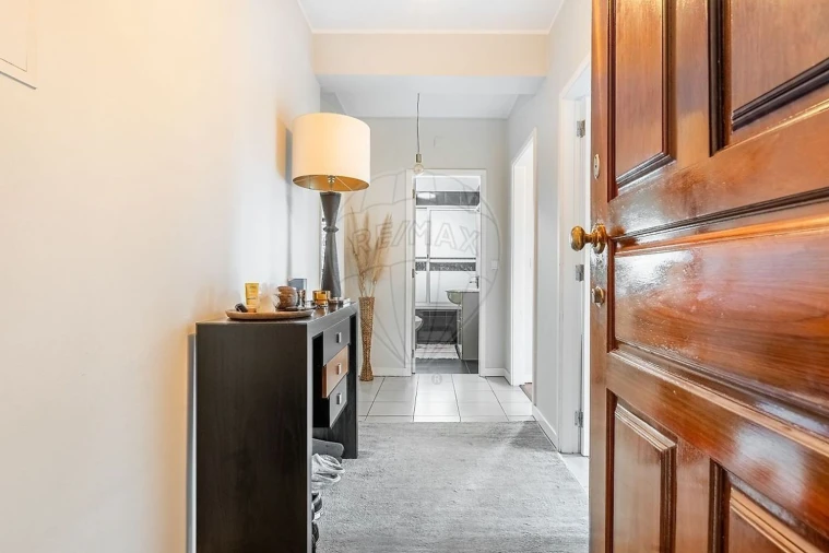 Apartamento T2 para Venda em Lago Foto 16