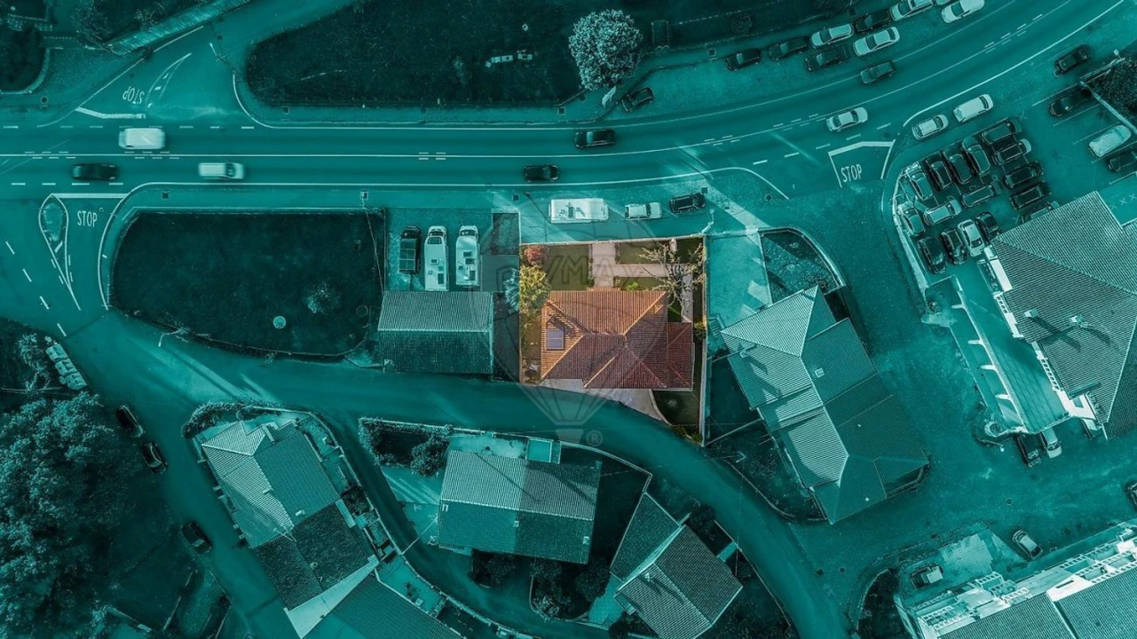 Moradia T3 para Venda em Loureira Foto 20