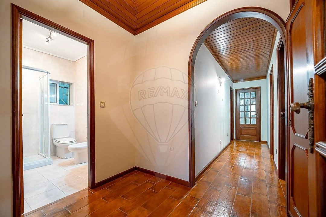 Moradia T1 para Venda em Santa Marinha e São Pedro da Afurada Foto 20