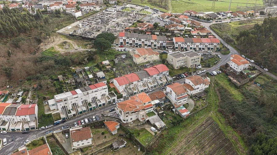 Moradia T3 para Venda em Selho (São Jorge) Foto 13