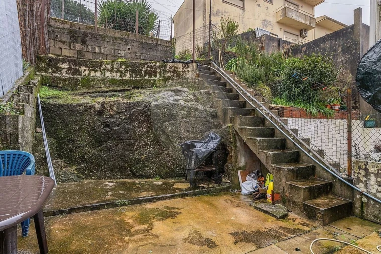 Moradia T3 para Venda em Selho (São Jorge) Foto 4