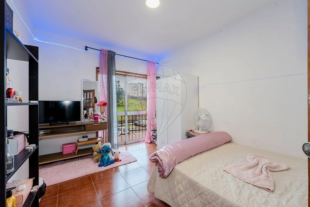 Apartamento T3 para Venda em Azurem Foto 15