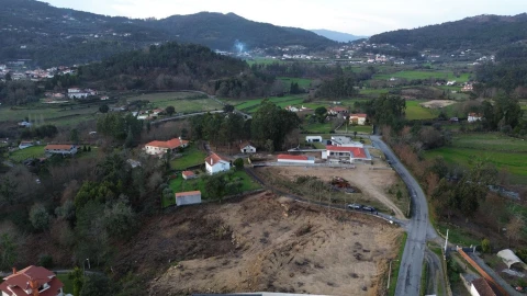 Terreno para Venda em Navió e Vitorino dos Piães