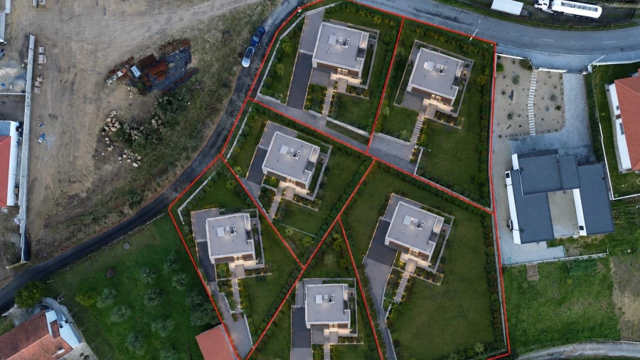 Terreno para Venda em Navió e Vitorino dos Piães