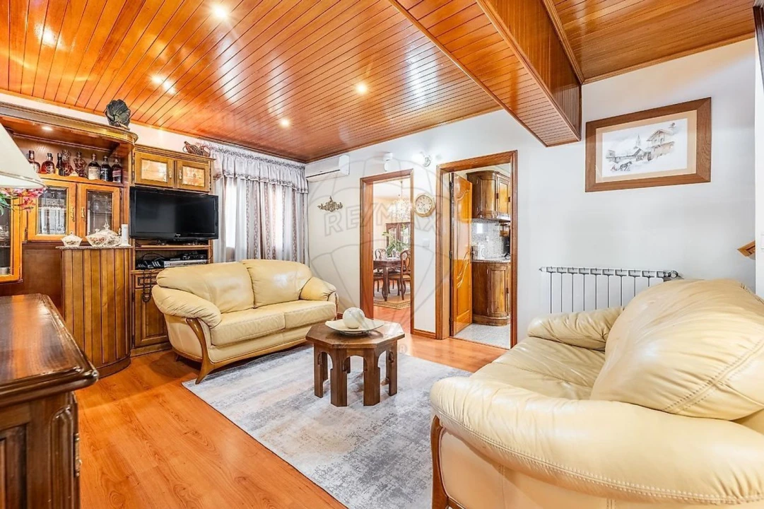 Moradia T4 para Venda em Taide Foto 39