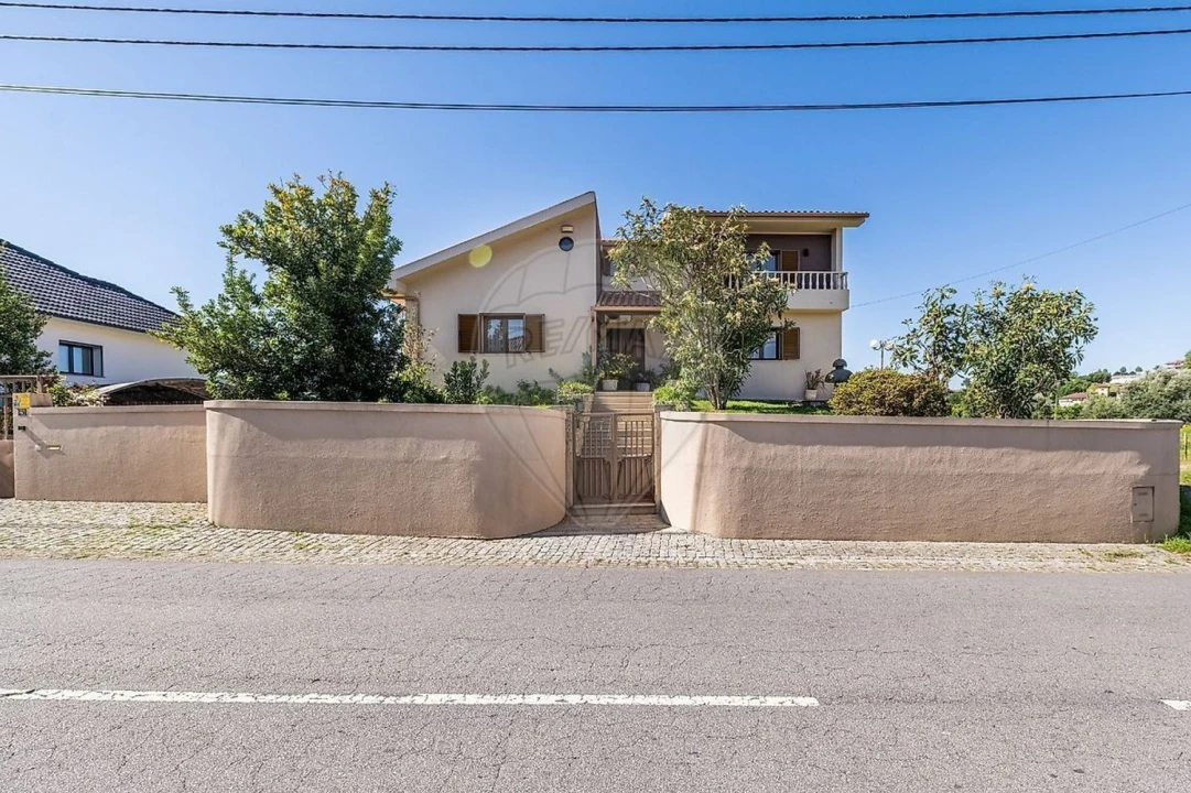 Moradia T4 para Venda em Taide Foto 43