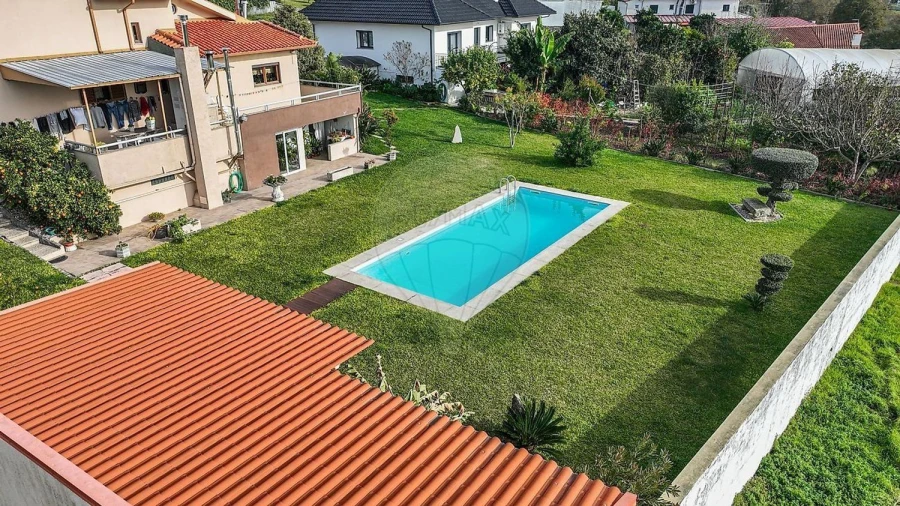 Moradia T4 para Venda em Taide Foto 20