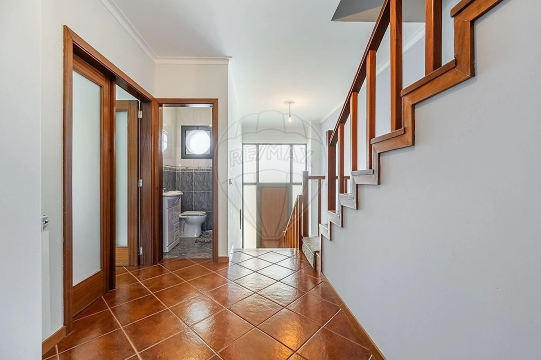 Moradia T3 para Venda em Povoa de Lanhoso (N. Senhora do Amparo) Foto 16