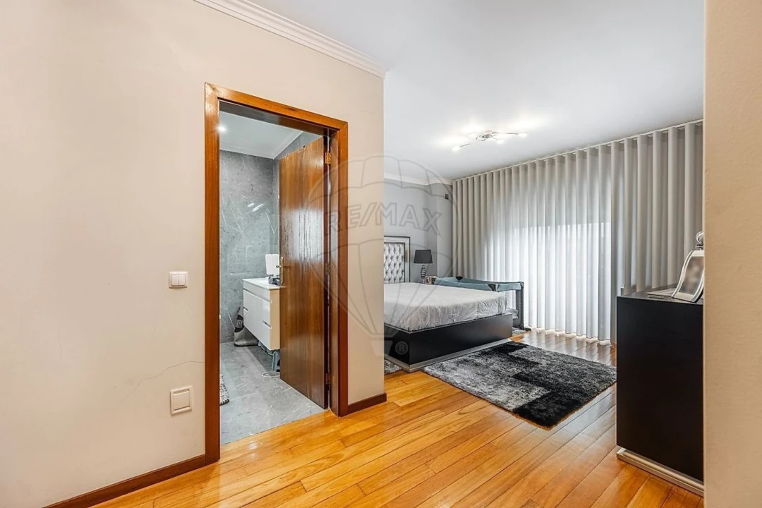 Moradia T3 para Venda em Santa Eulália Foto 37