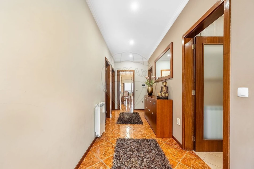 Moradia T3 para Venda em Santa Eulália Foto 4