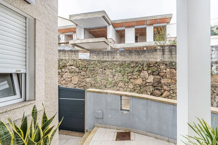 Moradia T3 para Venda em Santa Eulália Foto 3