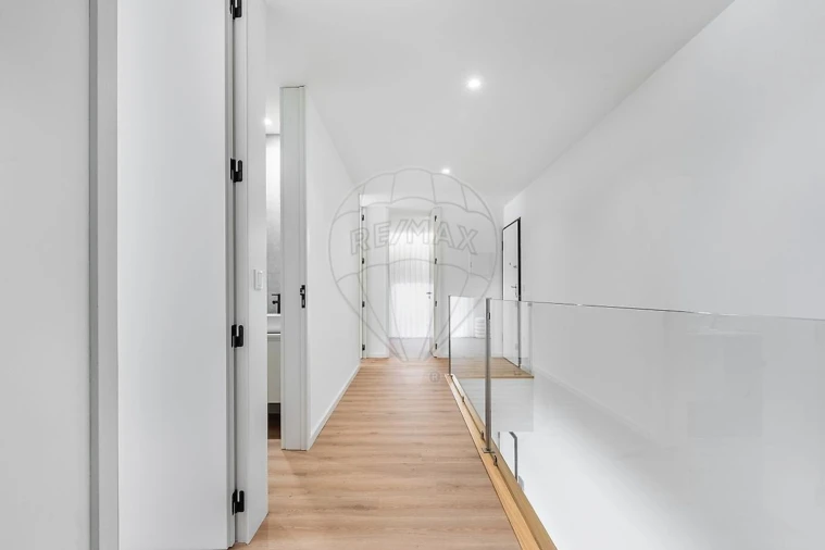 Apartamento T3 para Venda em São Torcato Foto 19