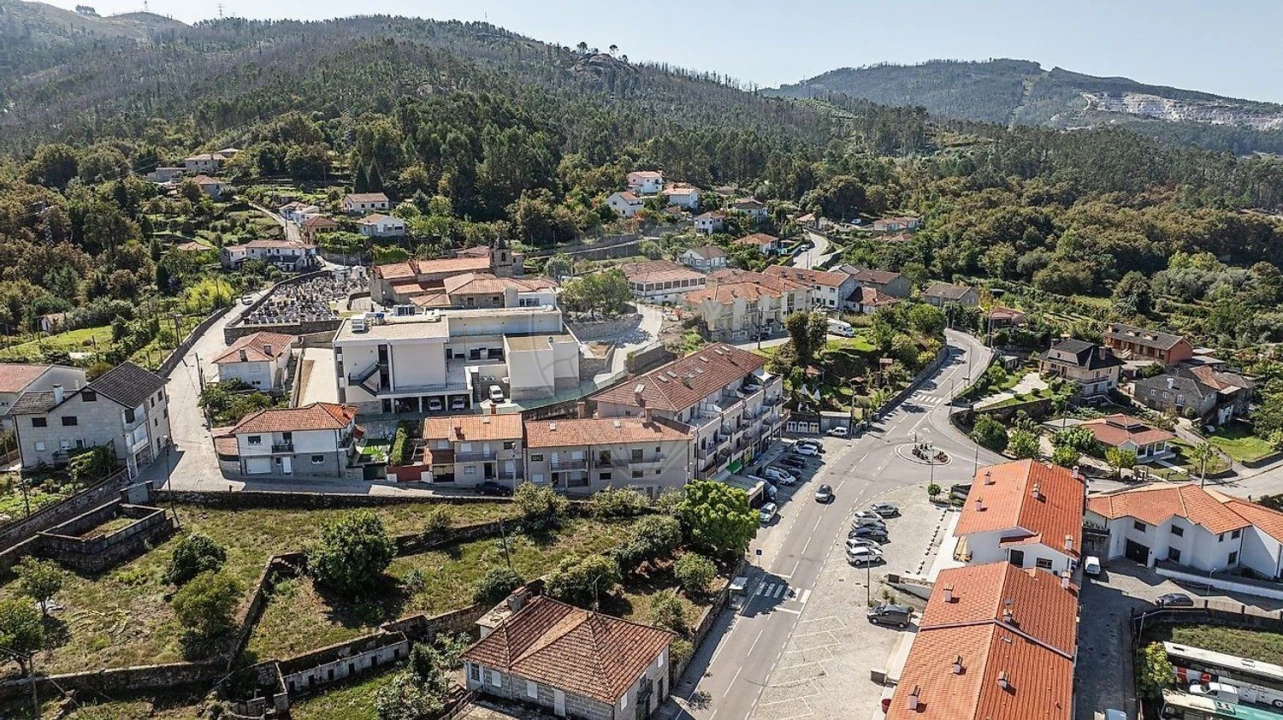 Moradia T3 para Venda em Garfe Foto 10