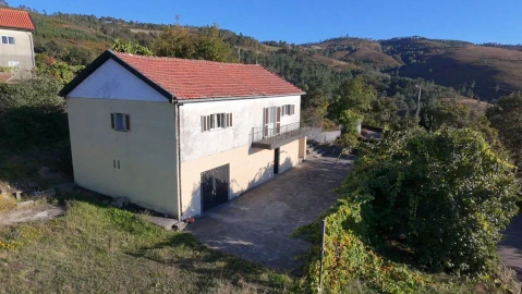 Moradia T3 para Venda em Ferral