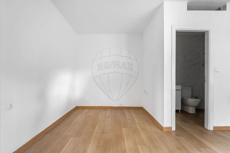 Moradia T1 para Venda em Taide Foto 4