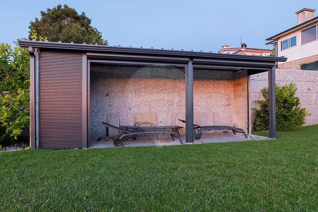 Moradia T4 para Venda em Costa Foto 25