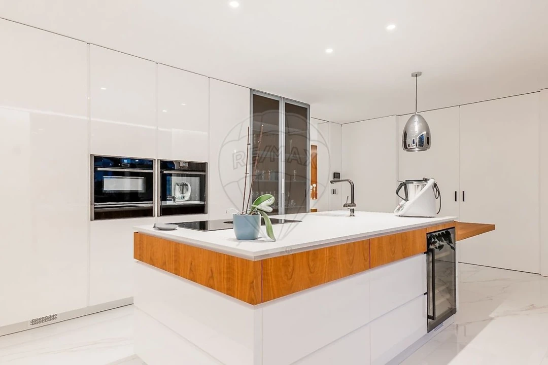 Moradia T4 para Venda em Costa Foto 43