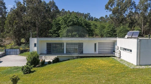 Moradia T3 para Venda em Taide